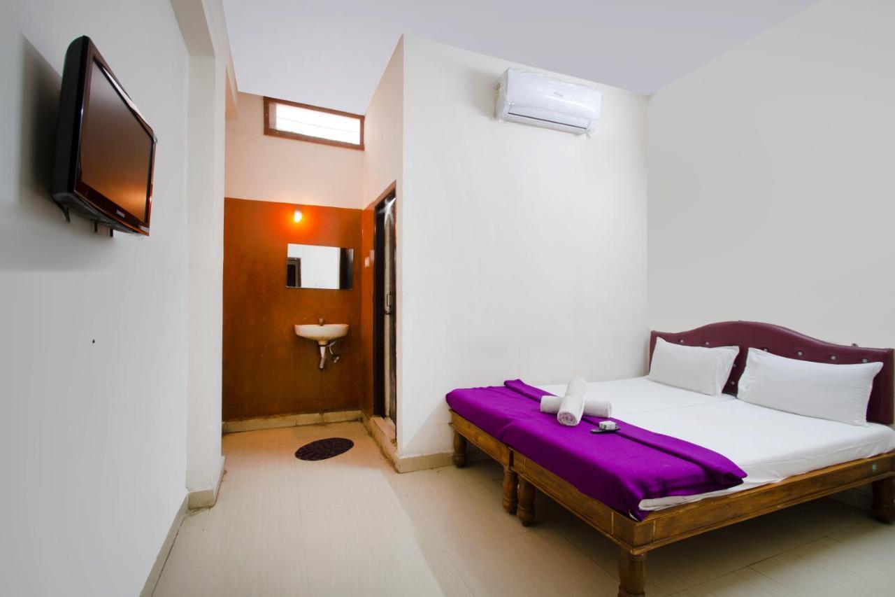 Hotel Sri Sai Balaji 海得拉巴 外观 照片
